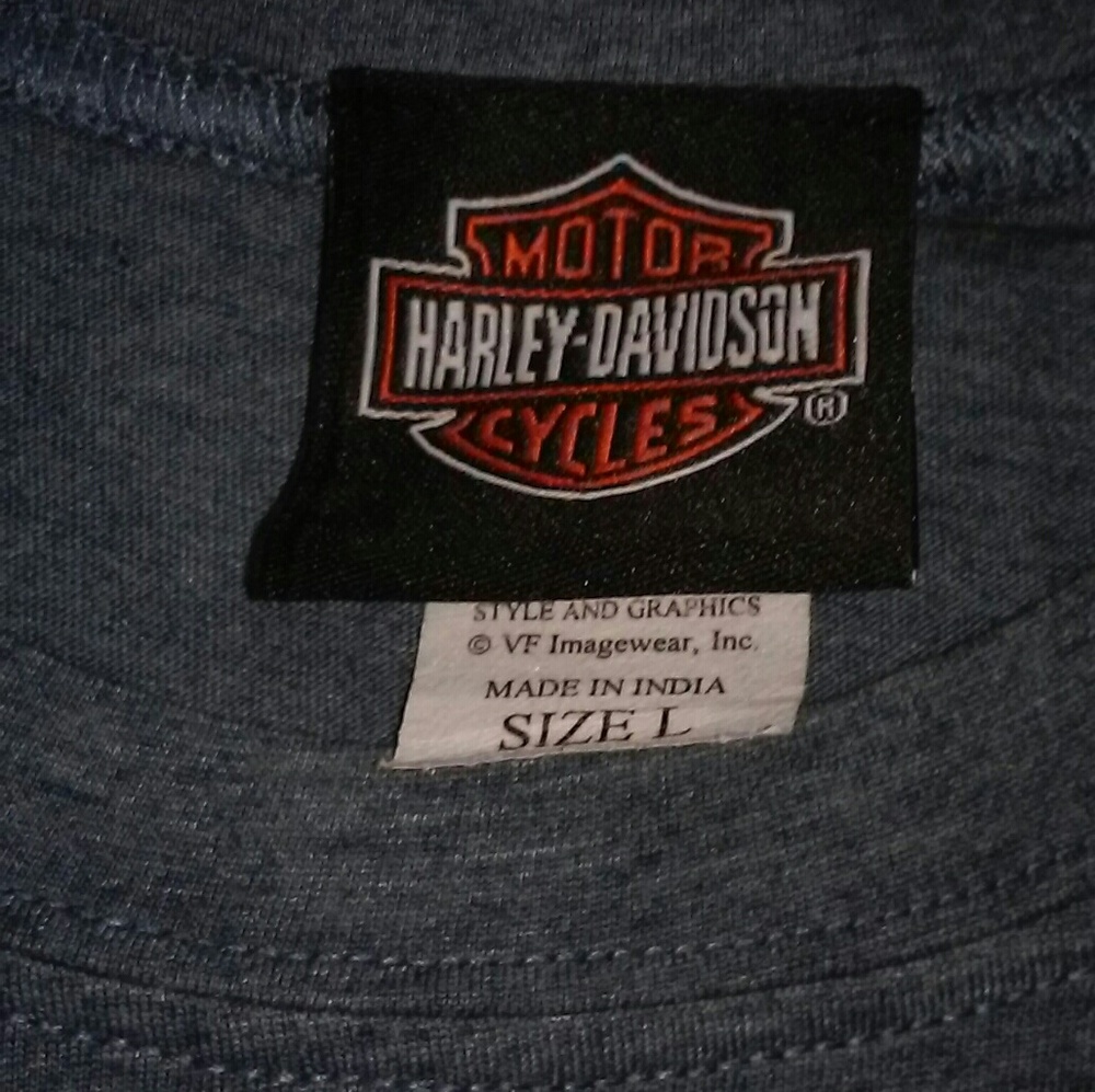 T shirt - Picture 4 of 4